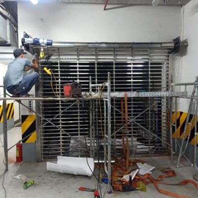 Cửa cuốn mắc võng mẫu 1