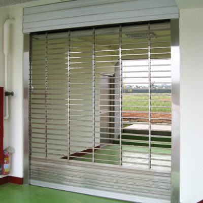 Cửa cuốn mắc võng mẫu 12