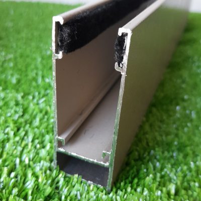 Phụ kiện cửa cuốn ray nhôm mẫu 2
